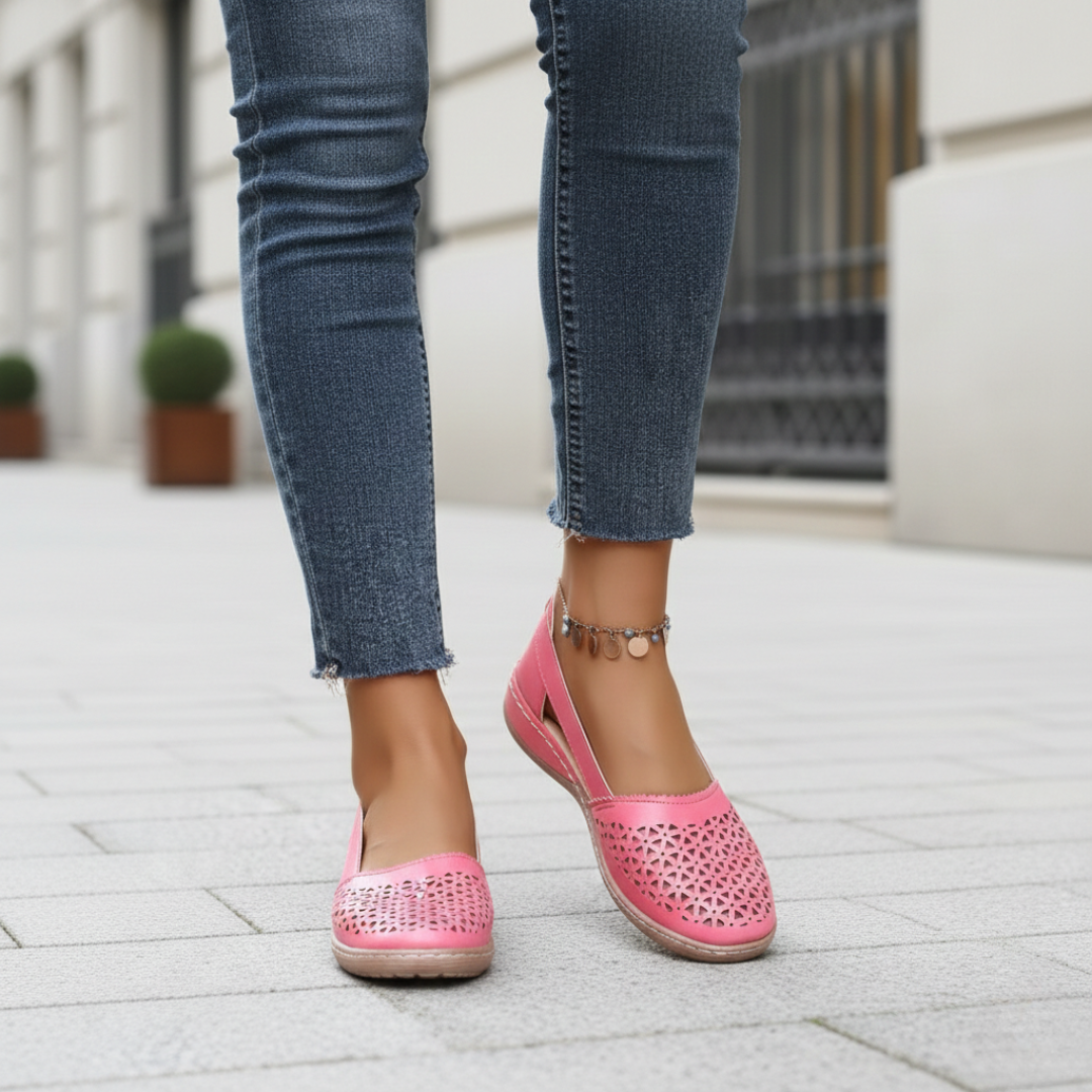 Chaussures orthopédiques à enfiler pour femmes avec découpes