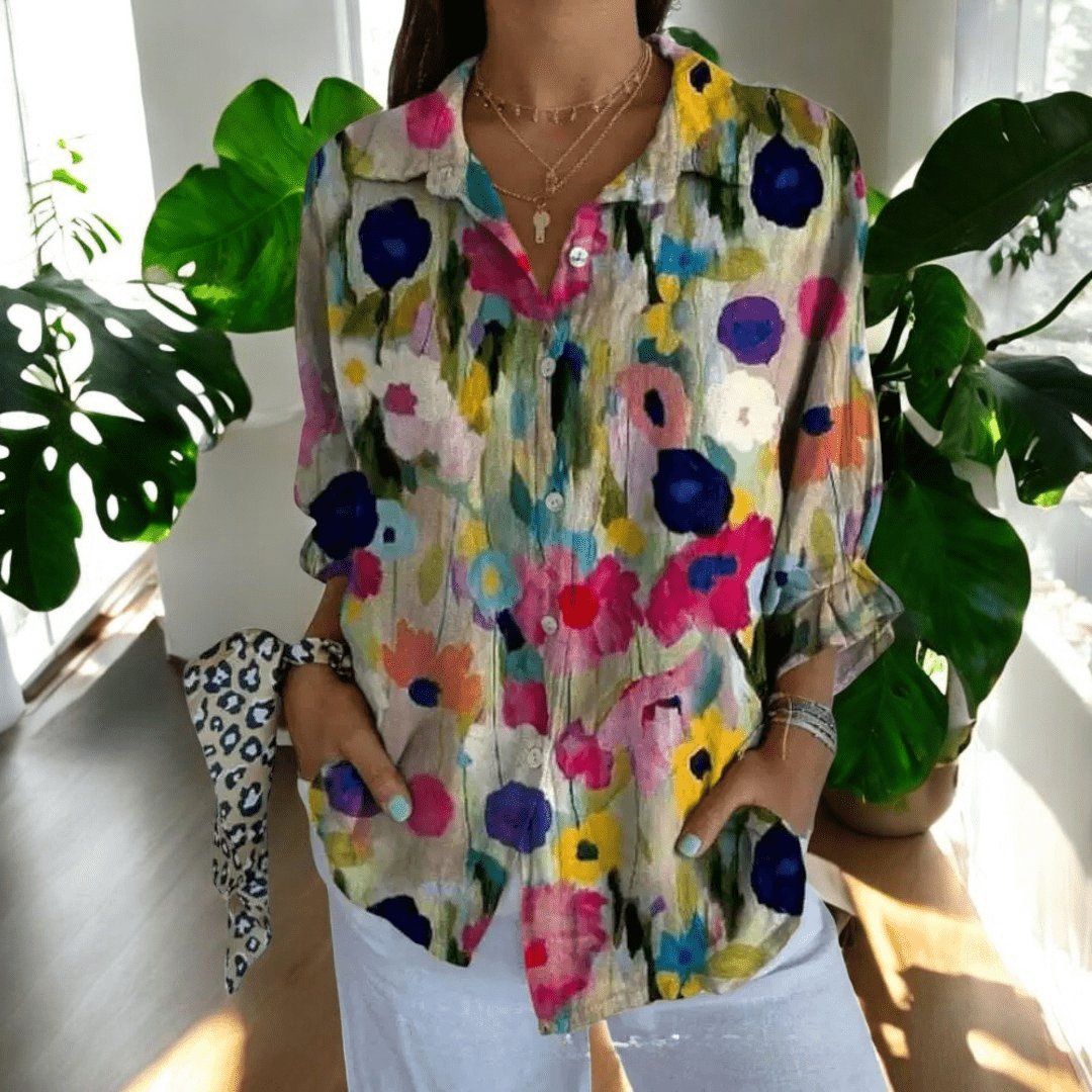 Women's Elegant Vintage Blouse | Hibiscus Print Short Sleeve Close Up