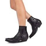 Botines tobilleros de cuero para mujer | Costuras ornamentadas