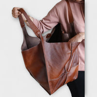 Women's Oversized Leather Weekender Bag | Structured Carry Full