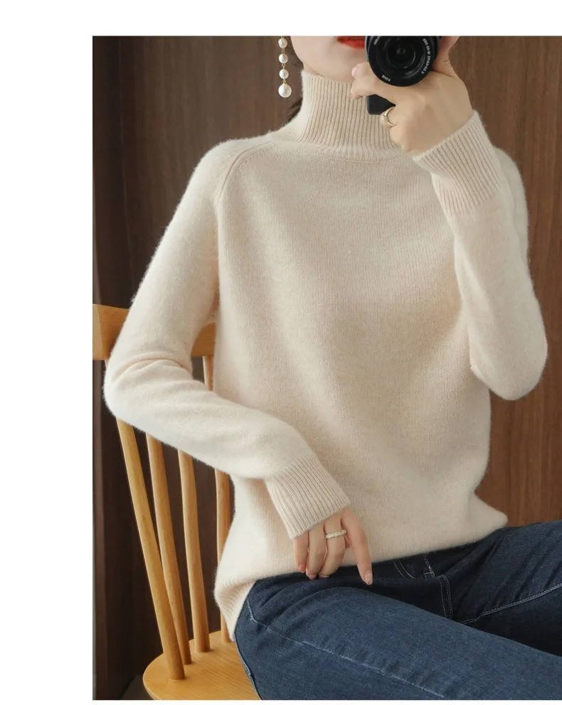 Women's Raglan Sleeve Turtleneck Sweater | Relaxed Knit Close Up