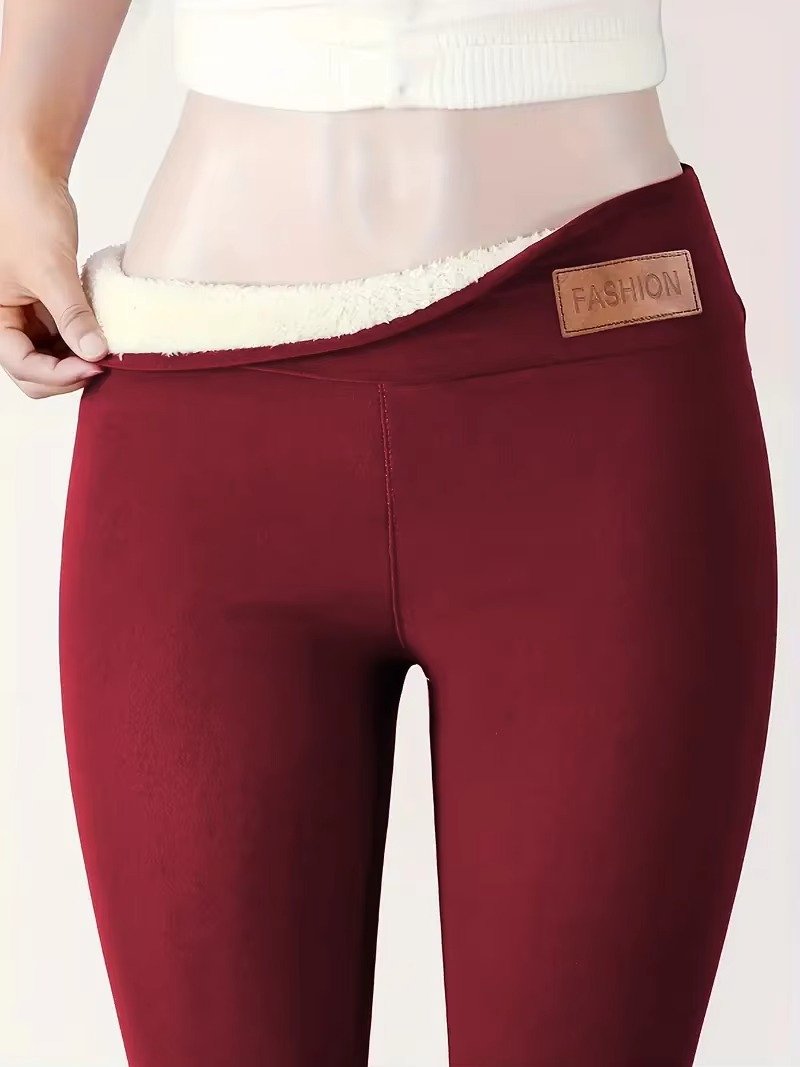 Women's Sherpa-Lined Thermal Leggings | Plush Winter Warm Close Up