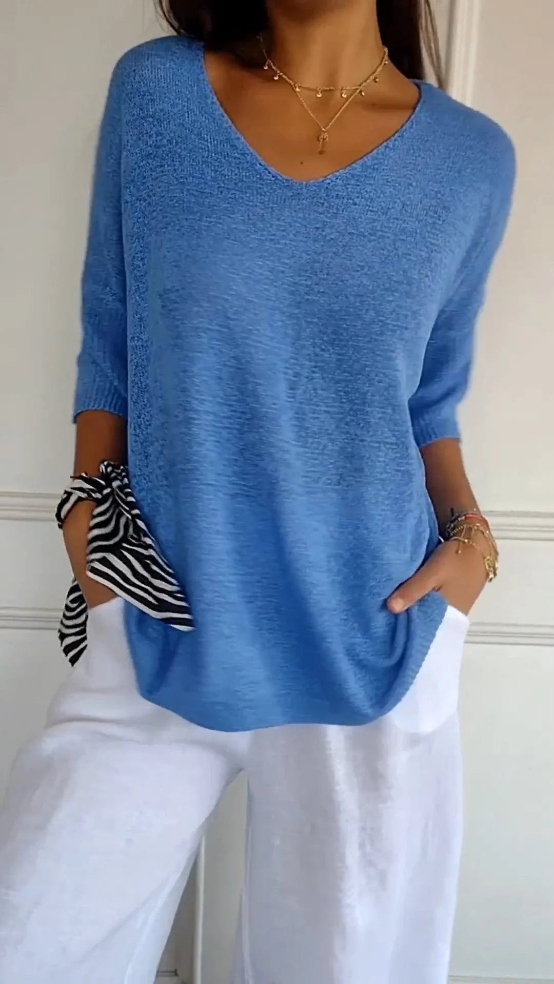 Women's Timeless V-Neck Top | Batwing Sleeve Curved Hem Back